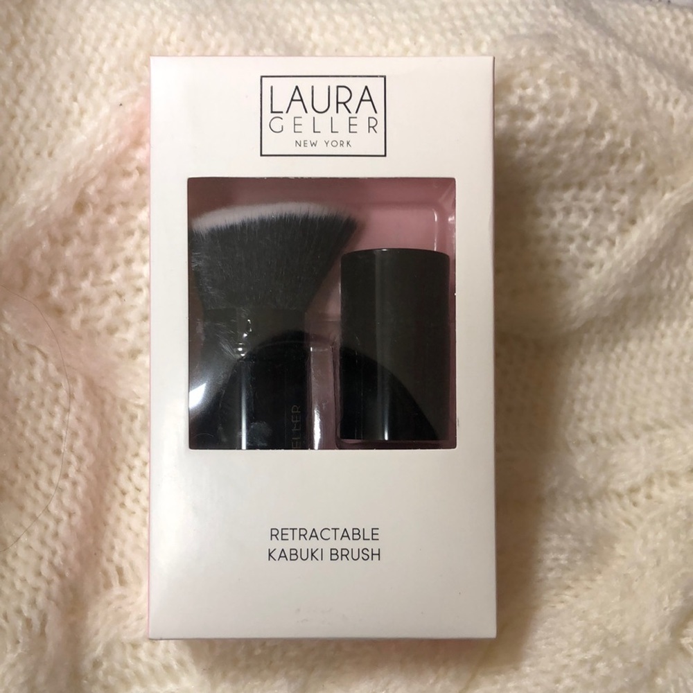 Laura Geller Retractable Kabuki Brush
